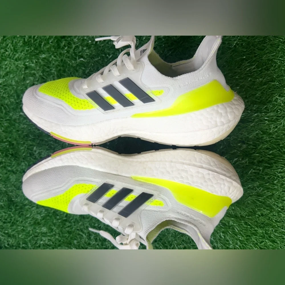 Adidas Ultra Boost 21 White Solar Yellow Men’s‎ Size 7.5